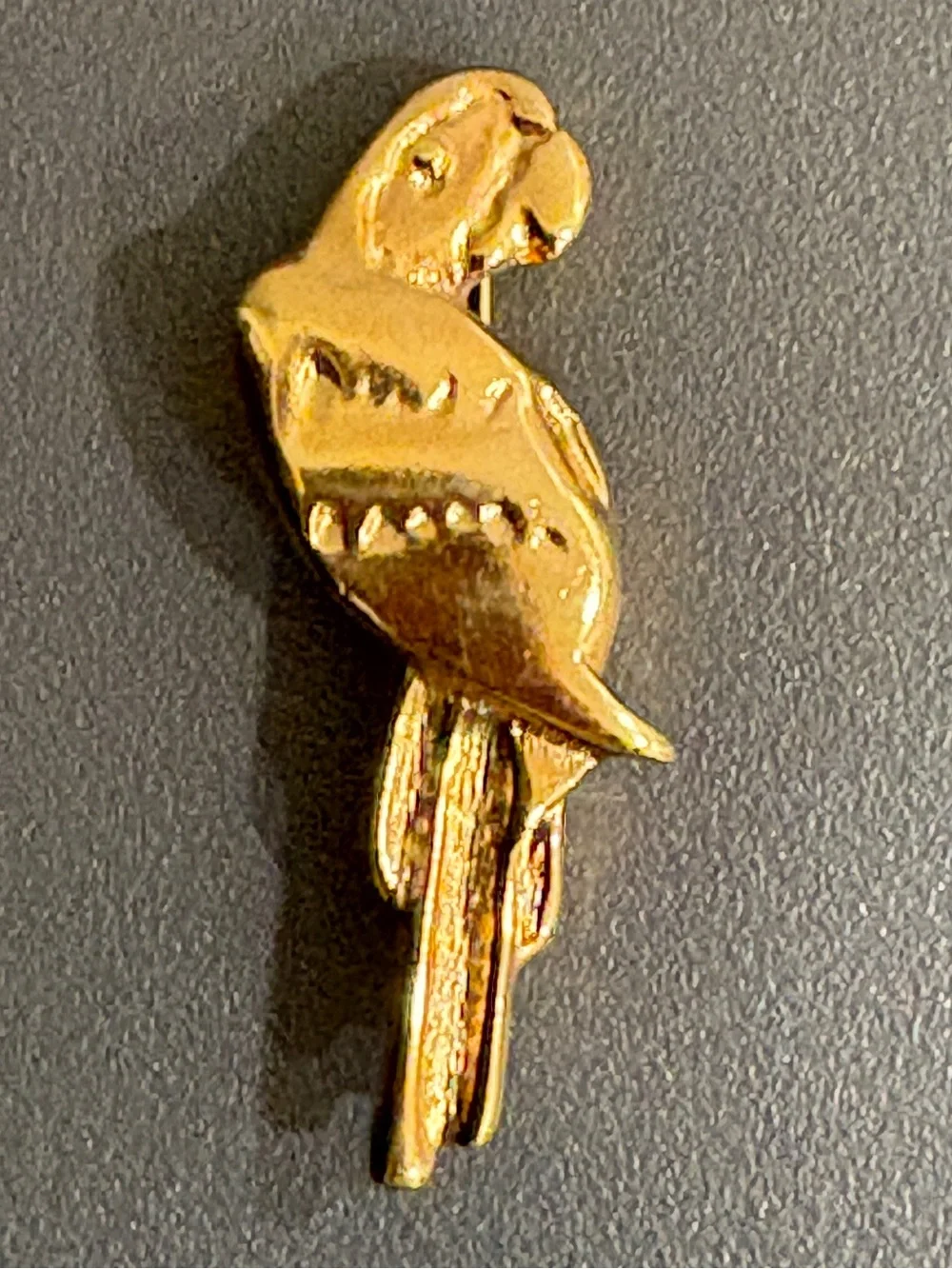 KJL Parrot Pin Brooch Signed Gold Tone Macaw Bird Kenneth J Lane HTF